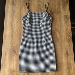 Bodycon Houndstooth Dress